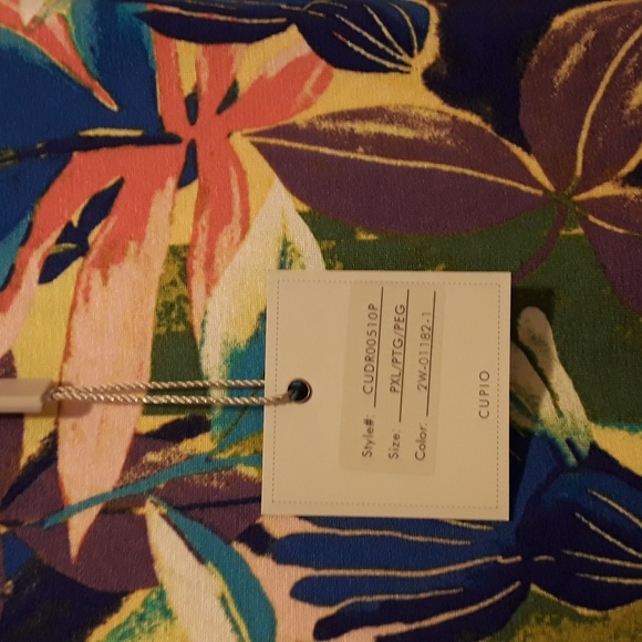 Tropical print Dress - Picture 3 of 3